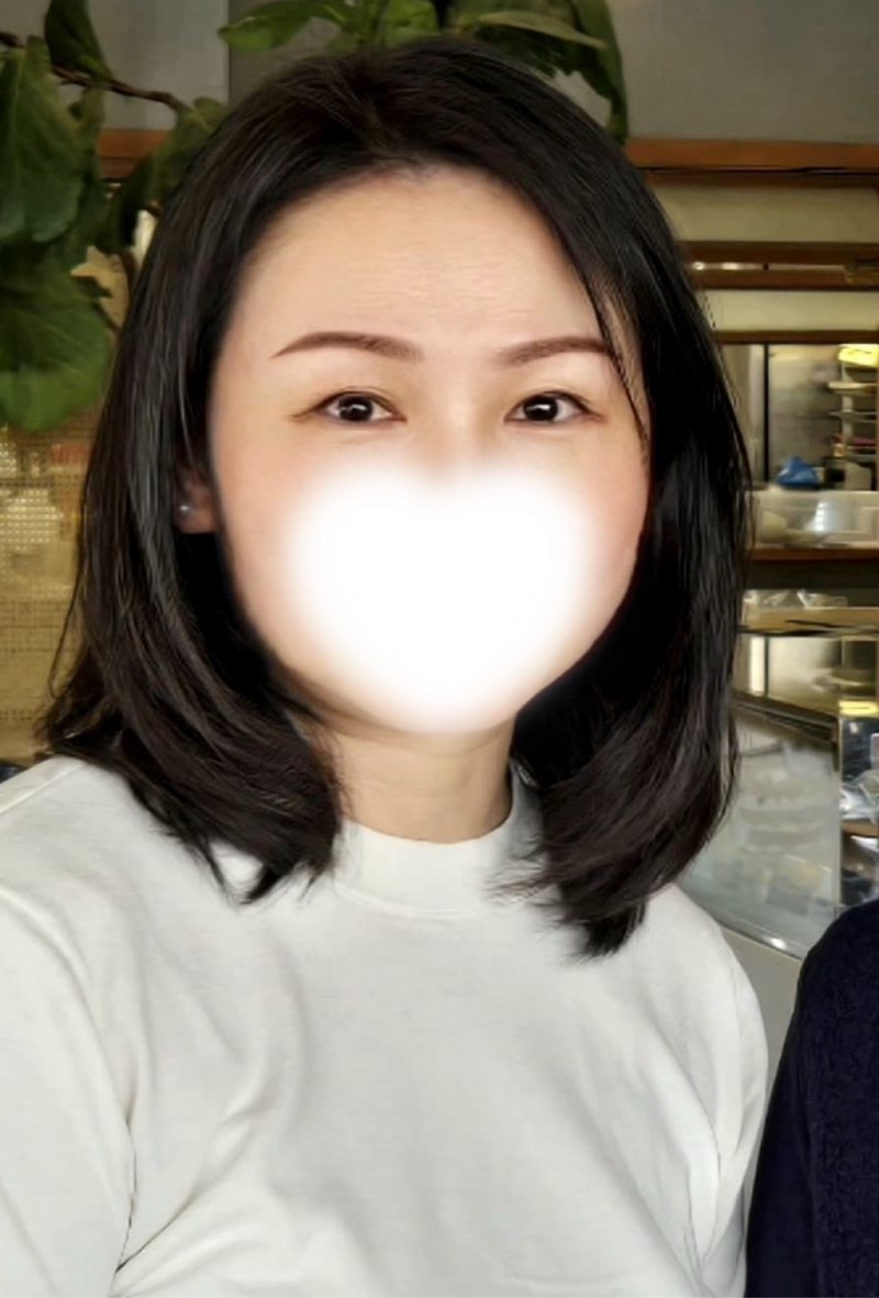 客人自拍完成效果，脸部已遮挡
